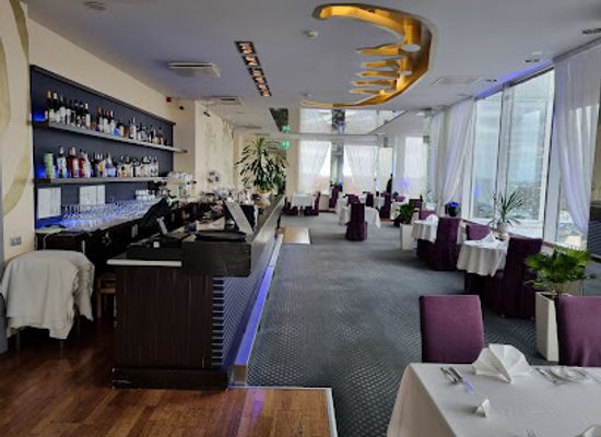 latvia/kurzeme/restaurant/rih-terrace-bar-restaurant