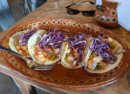 new-mexico/carlsbad-caverns/restaurant/mariscos-el-buchon