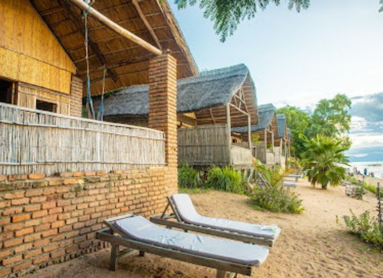 malawi/cape-maclear/restaurant/warm-heart-adventure-lodge