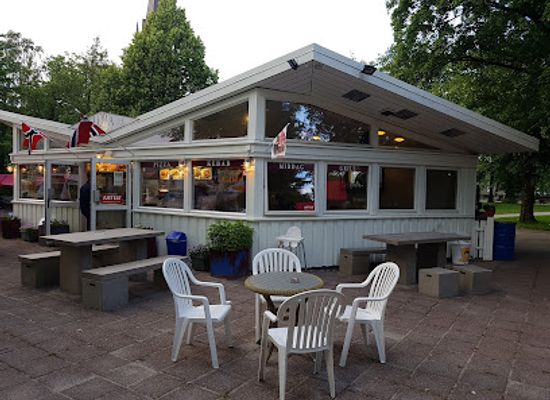 norway/fredrikstad/restaurant/flora-pizza-kebab