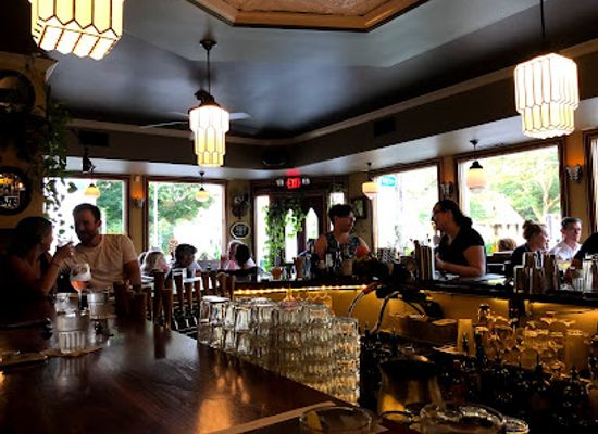 wisconsin/milwaukee/bay-view/restaurant/goodkind