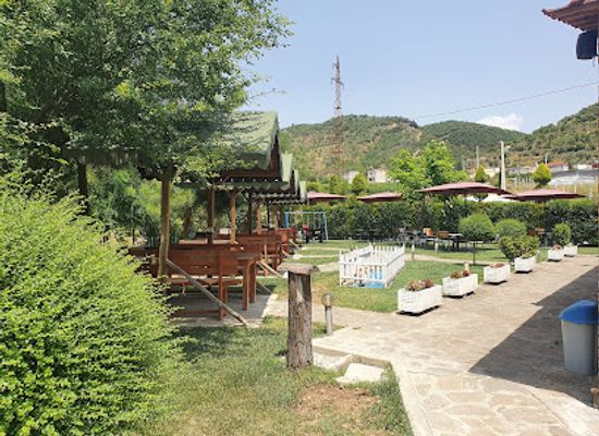 albania/gramsh/restaurant/bar-restorant-etjoni