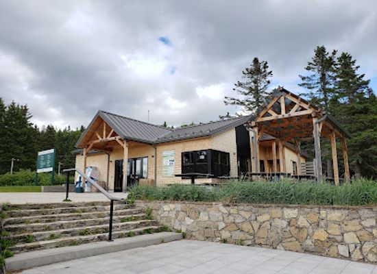 canada/forillon-national-park/restaurant/chalet-d-accueil-du-parc-forillon