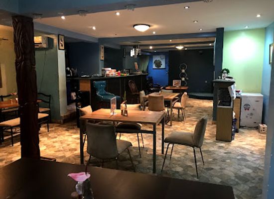 nigeria/ibadan/restaurant/cafe-chrysalis