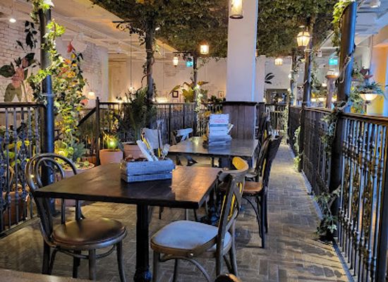 united-kingdom/lincolnshire/restaurant/the-botanist-lincoln