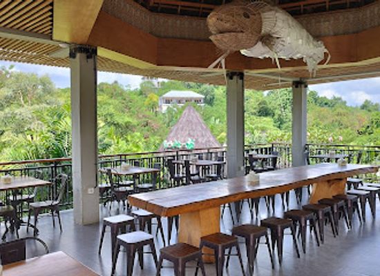 indonesia/east-nusa-tenggara/restaurant/pondok-mai-ceng-go-labuan-bajo
