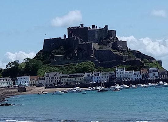 jersey/saint-martin/restaurant/rhona-s-at-the-beach