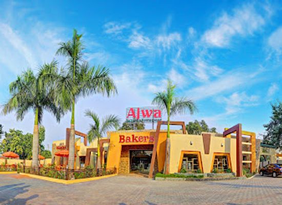 pakistan/pothohar-plateau/restaurant/ajwa-bakers-restaurant-and-shake-bar