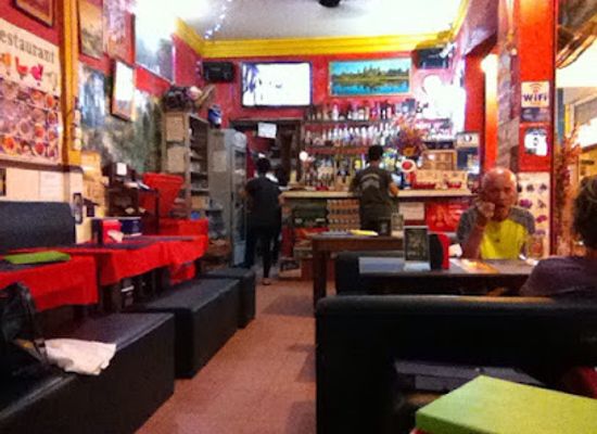 cambodia/siem-reap/restaurant/famous-angkor-restaurant