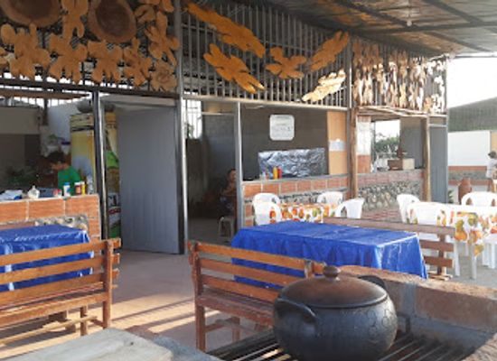 ecuador/southeast-oriente/restaurant/paradero-turistico-gastronomico-avila-huiruno