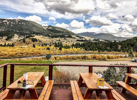 montana/gallatin-national-forest/restaurant/riverhouse-bbq-events