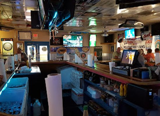 florida/sebring/restaurant/blue-lagoon-saloon
