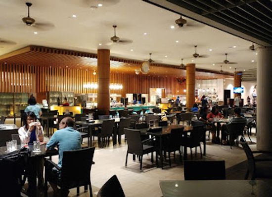singapore/ang-mo-kio/restaurant/the-lookout-sicc