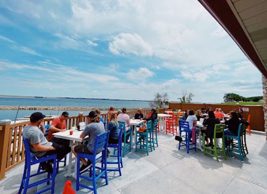 nebraska/republican-river-valley/restaurant/north-shore-marina-restaurant