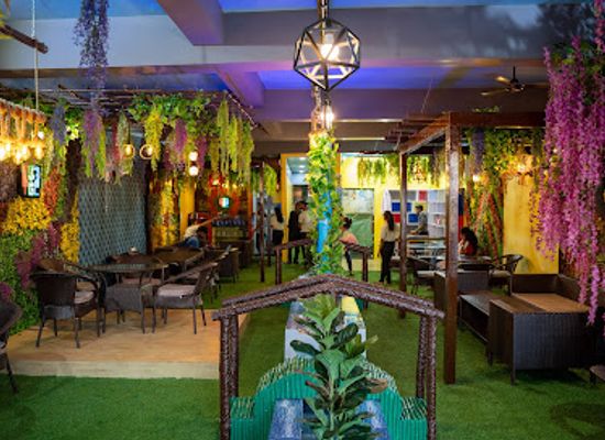 india/central-india/restaurant/the-garden-cafe-restaurant