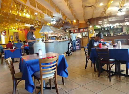 texas/laredo/restaurant/mi-tierra-cafe-bar-and-grill