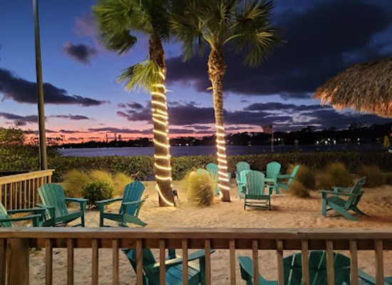 florida/sun-coast/restaurant/nokomo-s-sunset-hut