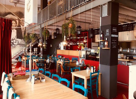 netherlands/ijsselmeer-polders/restaurant/holland-dronten