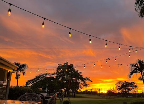 barbados/silver-sands/restaurant/mulligans-on-the-green