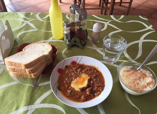 albania/kavaje/restaurant/restorant-gjeli