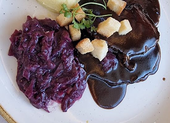 switzerland/interlaken/restaurant/ufem-fluss
