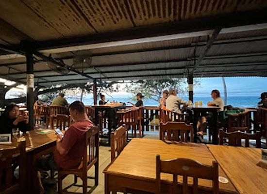 timor-leste/lautem/restaurant/castaway-bar-and-restaurant