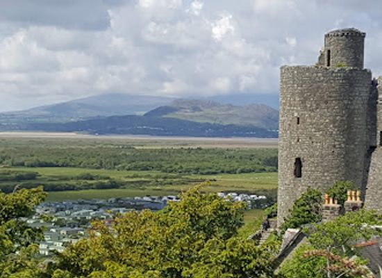 united-kingdom/snowdonia-national-park/restaurant/the-plas-restaurant