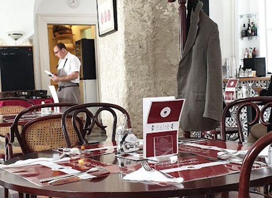 hungary/szekesfehervar/restaurant/hatpottyos-etterem