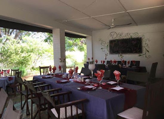 zimbabwe/matabeleland-south/restaurant/deja-vu