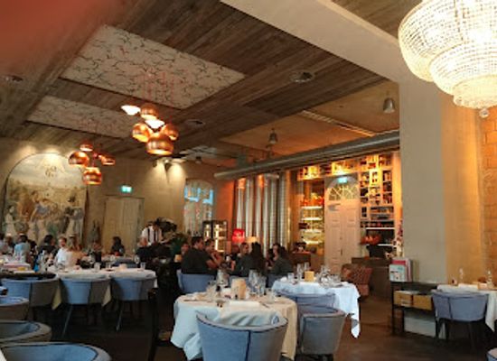 switzerland/bern/restaurant/toi-et-moi