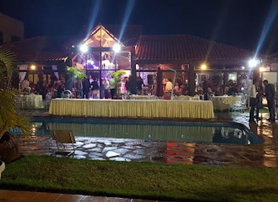 angola/serra-da-leba/restaurant/restaurante-freitas