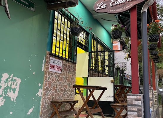 el-salvador/western-region/restaurant/pupuseria-esmeralda