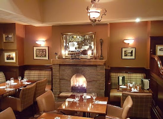 ireland/the-kerry-way/restaurant/hannigans-bar-restaurant-terrace