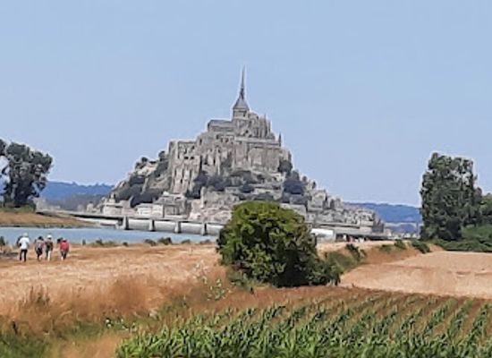 france/mont-saint-michel-bay/restaurant/l-antre-terre-et-baie