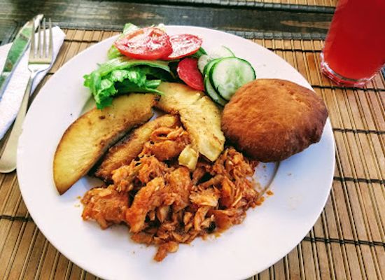 antigua-and-barbuda/saint-george/restaurant/no-bones-kafe