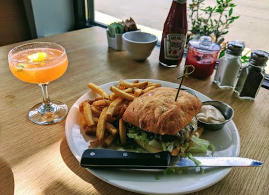 washington/puget-sound/restaurant/heyday-bar-restaurant