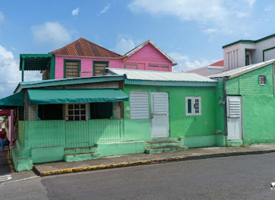 saint-kitts-and-nevis/saint-kitts-central-range/restaurant/central-eatery