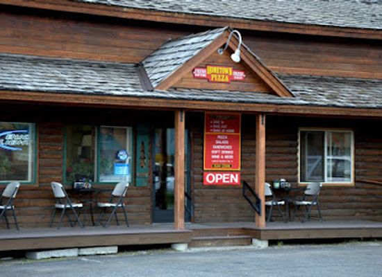 idaho/mccall/restaurant/hometown-pizza-pub