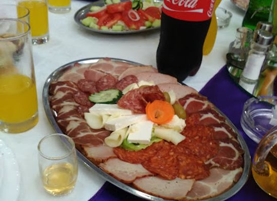 serbia/sumadija/restaurant/svecana-sala-balkan-niksicko-brdo-kragujevac