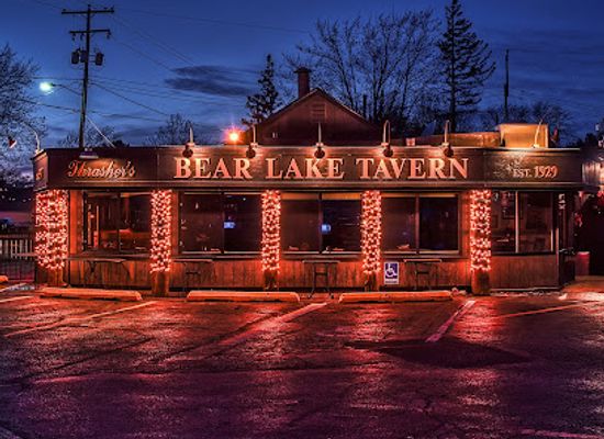 michigan/muskegon/restaurant/bear-lake-tavern