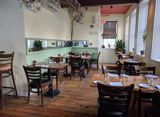 rhode-island/providence/restaurant/new-rivers
