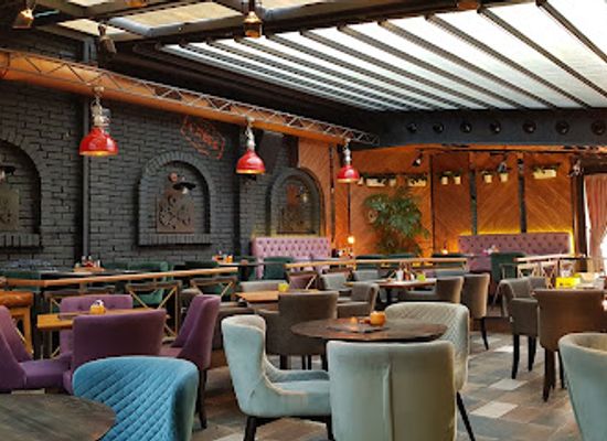 serbia/belgrade/vracar/restaurant/restaurant-cross