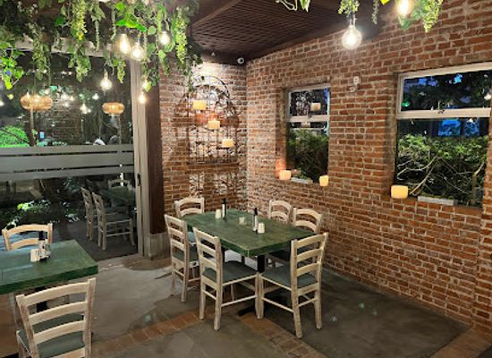 guatemala/motagua-valley/restaurant/gianni-s
