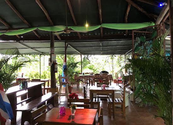 costa-rica/manuel-antonio/restaurant/restaurante-el-arado
