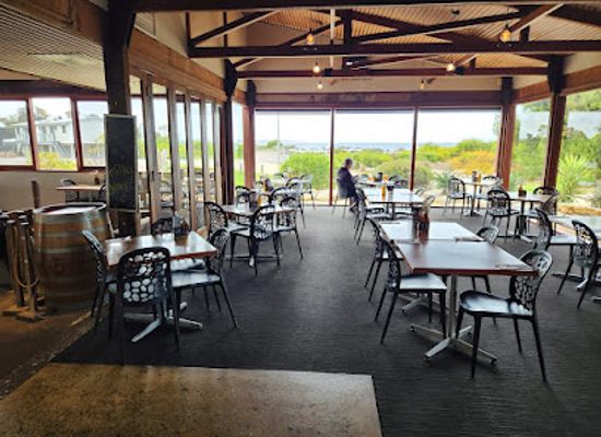 australia/yorke-peninsula/restaurant/marion-bay-tavern