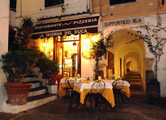 italy/amalfi/restaurant/la-taverna-del-duca