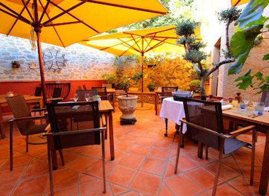 france/languedoc/restaurant/restaurant-la-marquiere
