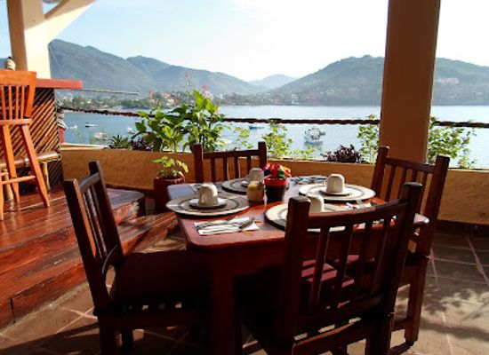 mexico/costa-grande/restaurant/casa-bahia