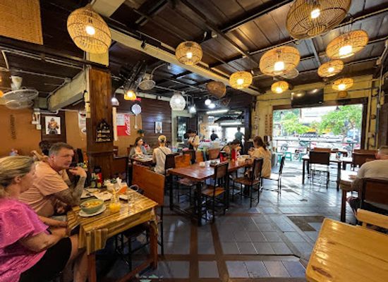 thailand/northern-thailand/restaurant/aroy-dee