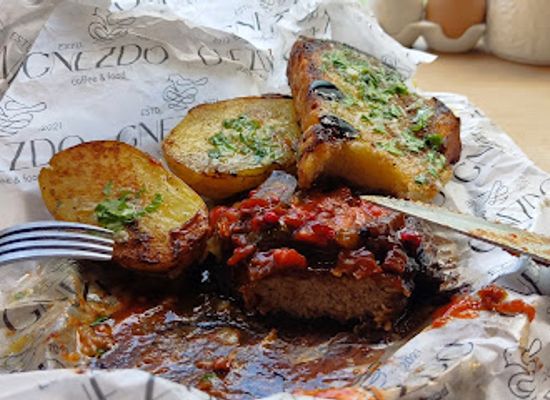 kazakhstan/pavlodar/restaurant/gnezdo